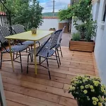 Prive Avec Terrasse Apartment Chanonat