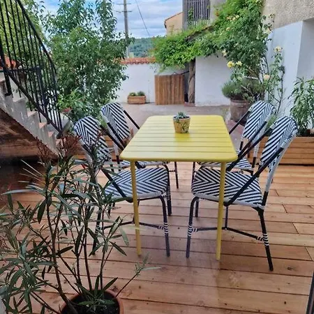 Prive Avec Terrasse Apartment *